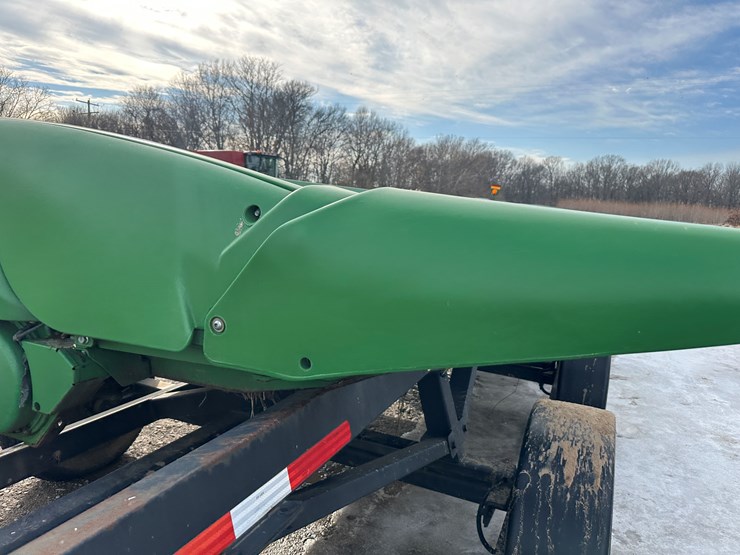 2012-john-deere-616c-image-70