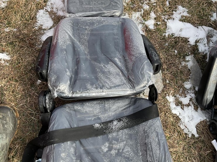 new-unused-sklp-luxury-equipment-seat-with-seat-belt-image-4