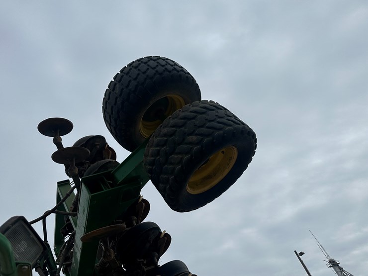 1990-john-deere-44-image-14