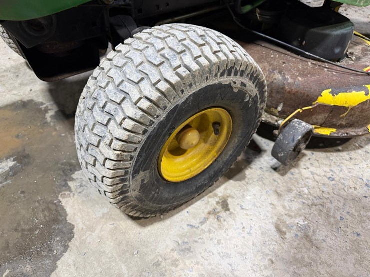 john-deere-l110-image-9