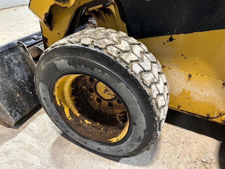 2021-caterpillar-226d3-image-16