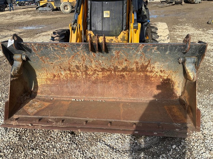 2016-jcb-3cx-image-8