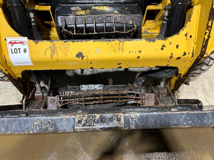 2021-caterpillar-226d3-image-10