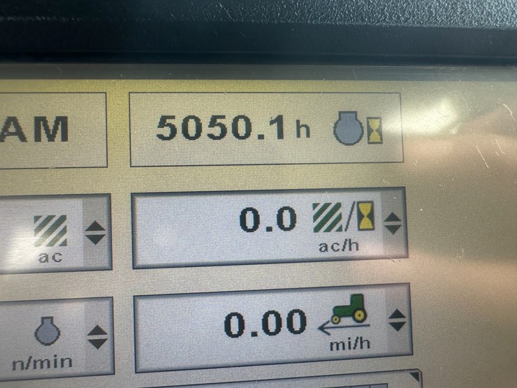 2014-john-deere-9460r-image-86