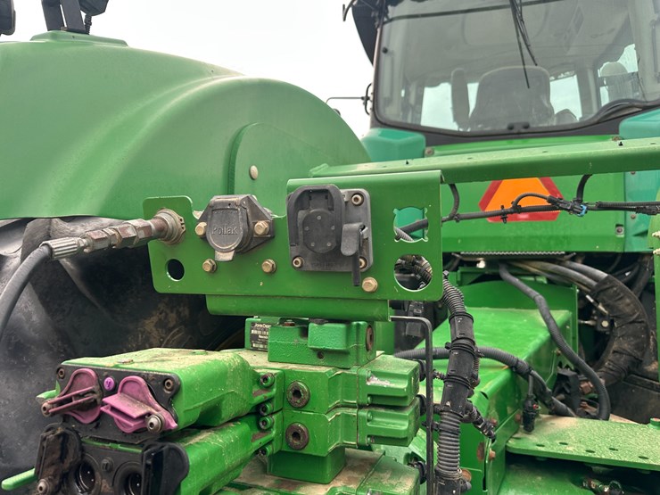 2014-john-deere-9460r-image-27