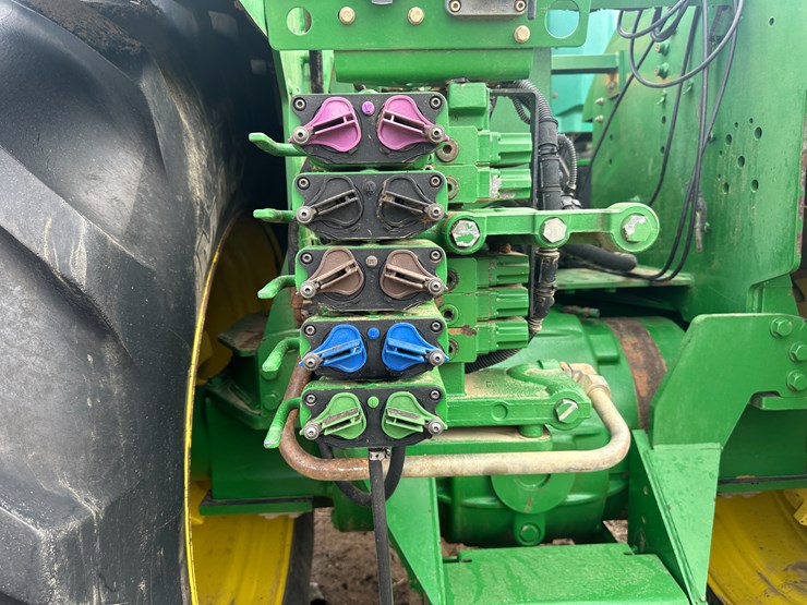 2014-john-deere-9460r-image-27
