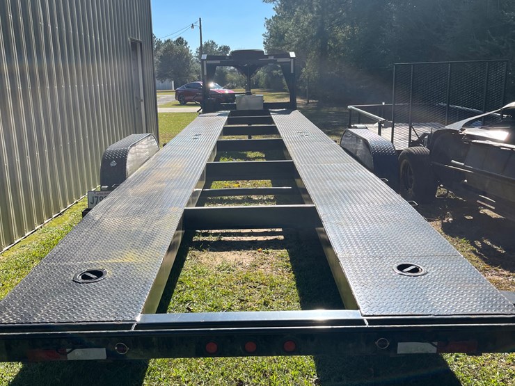 2018-big-tex-car-hauler-image-6