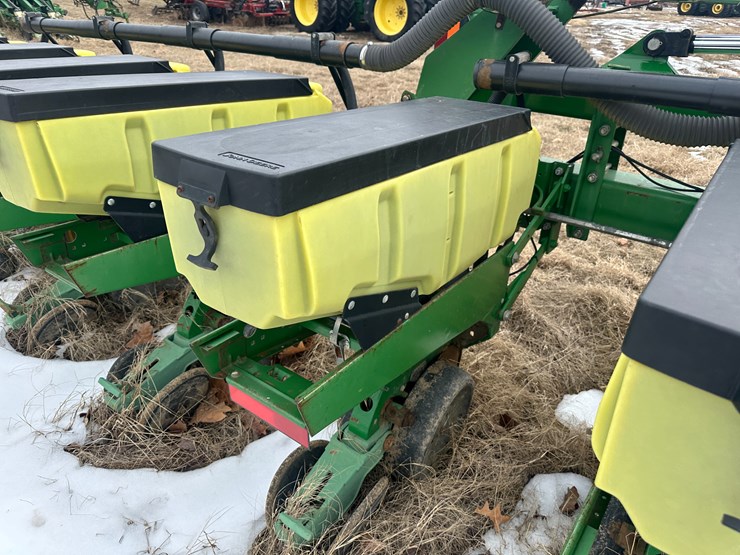 john-deere-1720-image-45