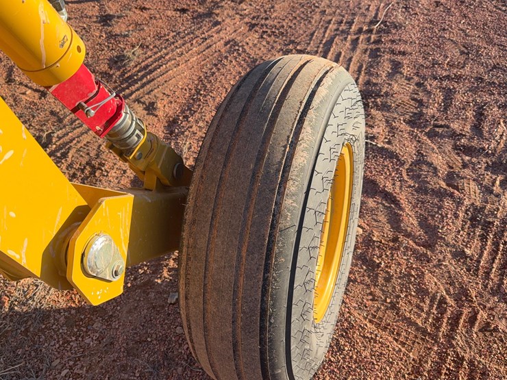 2018-vermeer-r2800-image-12