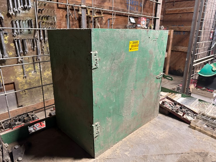 #38490-•-tool-cabinet-image-2