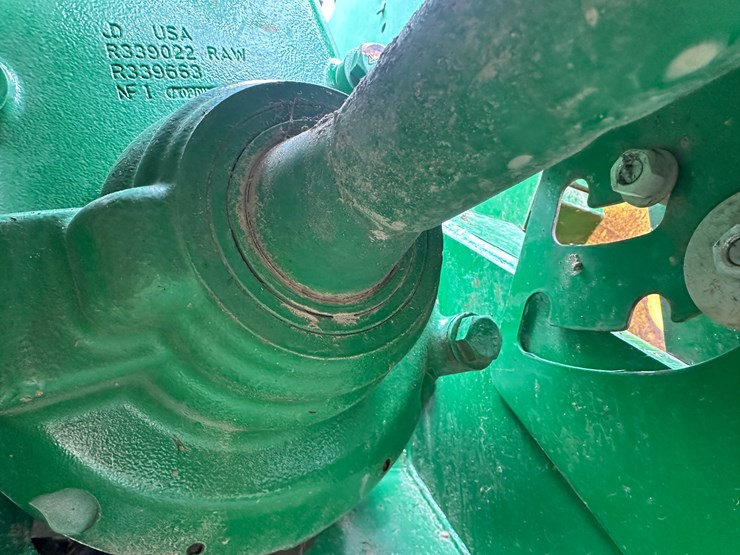 2014-john-deere-9460r-image-28