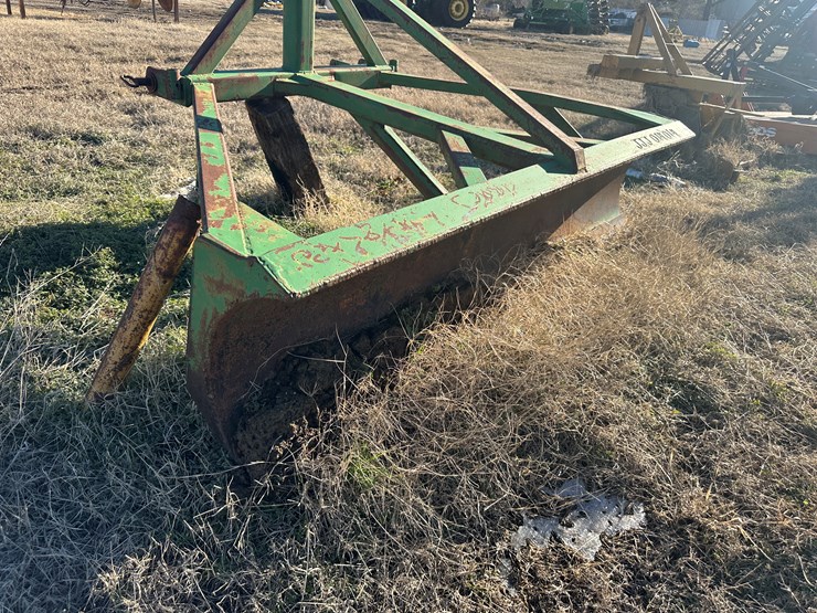 john-deere-8-image-5