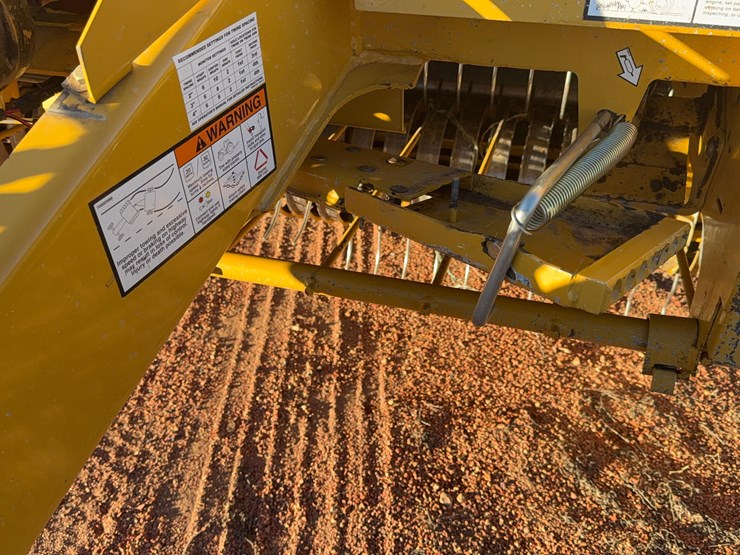 2018-vermeer-605n-image-9