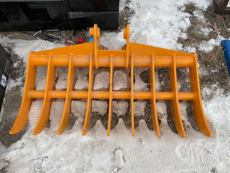 caterpillar-305-image-1