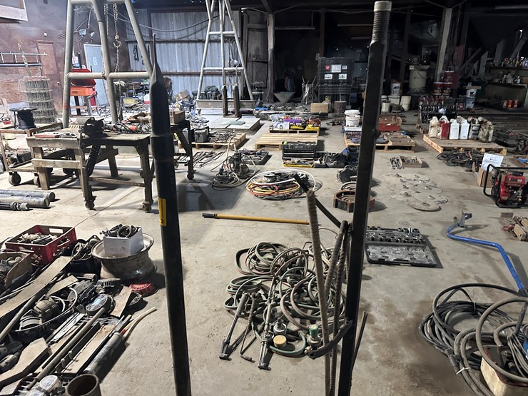 #38495-•-lot-of-misc-stands-image-7