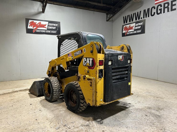 2021-caterpillar-226d3-image-2