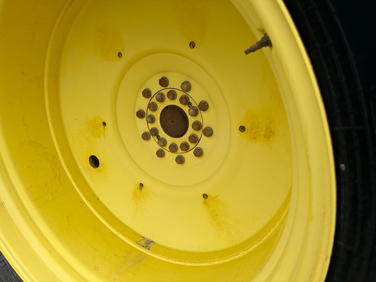 2014-john-deere-9460r-image-24