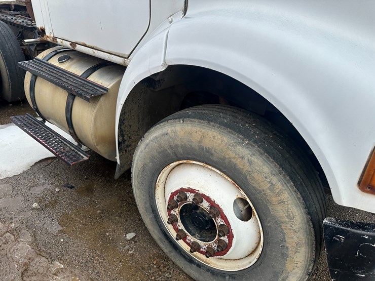 2000-international-2000-image-34