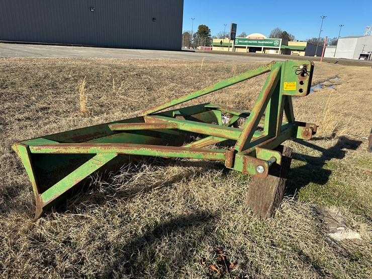 john-deere-8-image-2