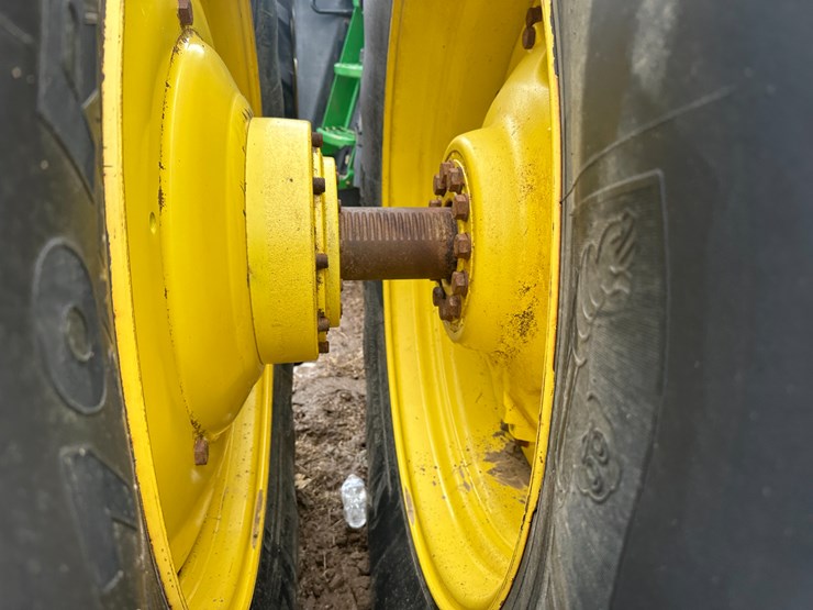 2014-john-deere-9460r-image-17