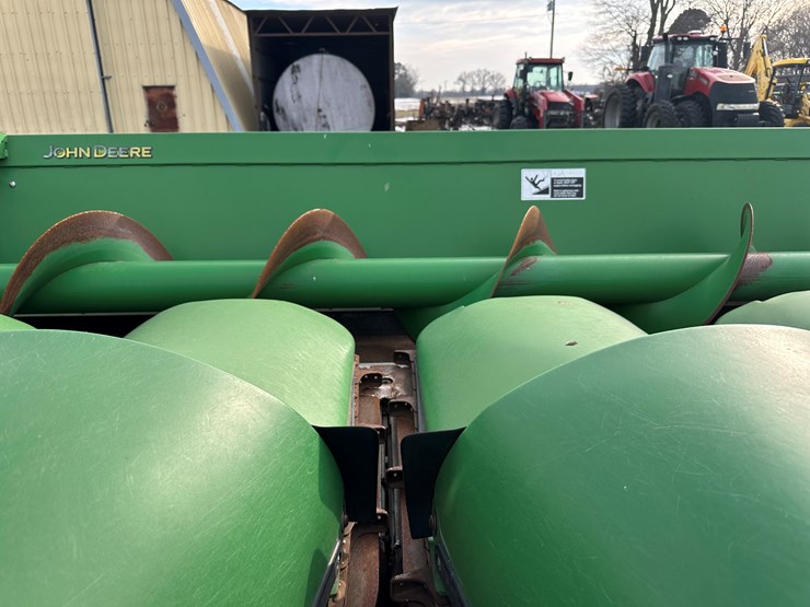 2012-john-deere-616c-image-62