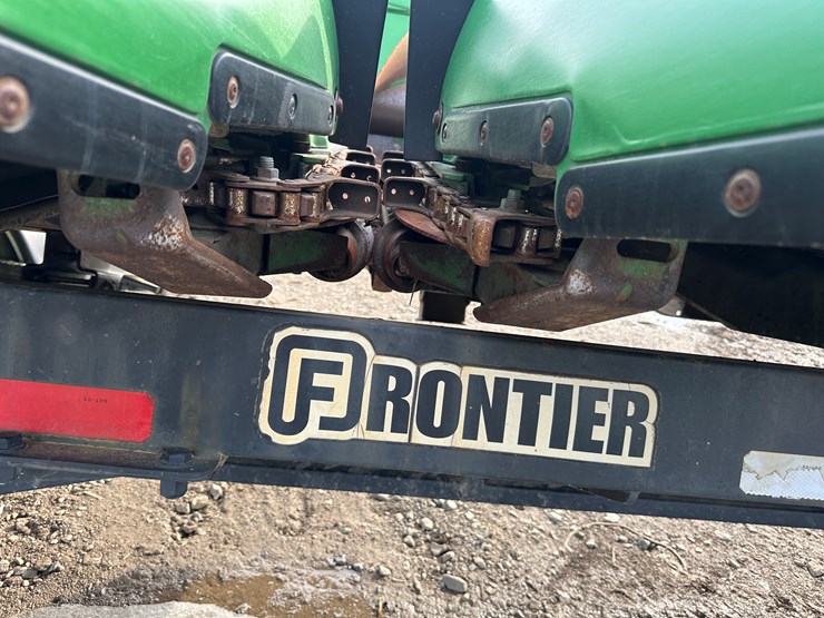 2012-john-deere-616c-image-52