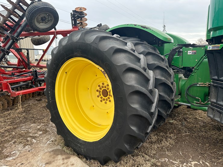 2014-john-deere-9460r-image-10