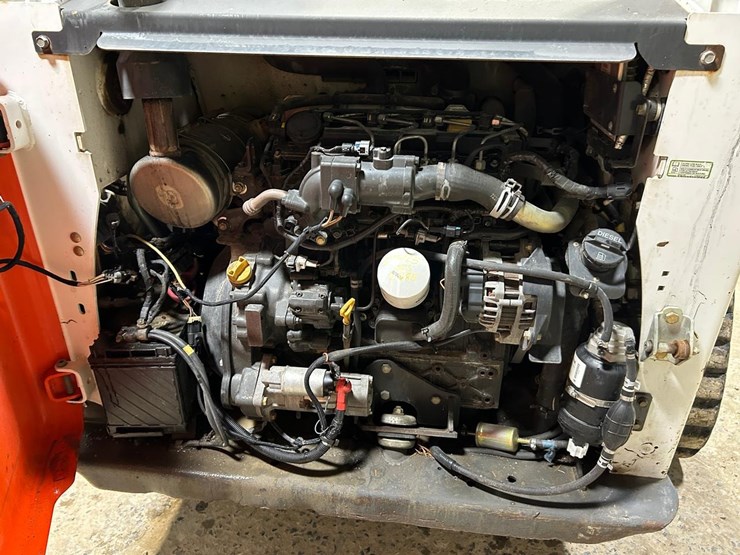 bobcat-t740-image-16