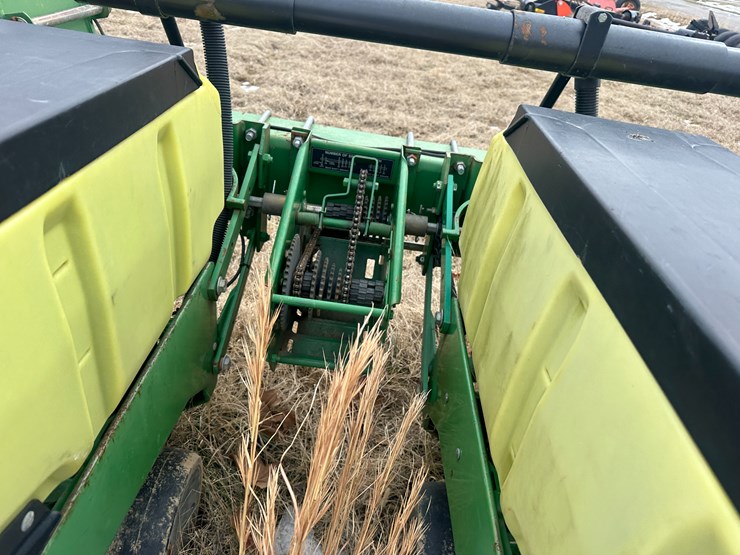 john-deere-1720-image-27