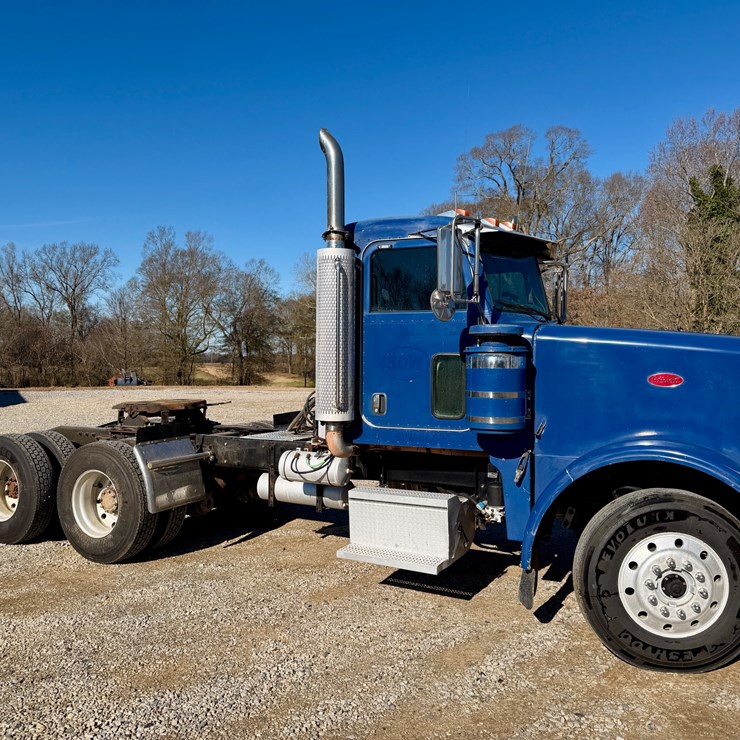 2007 PETERBILT 378
