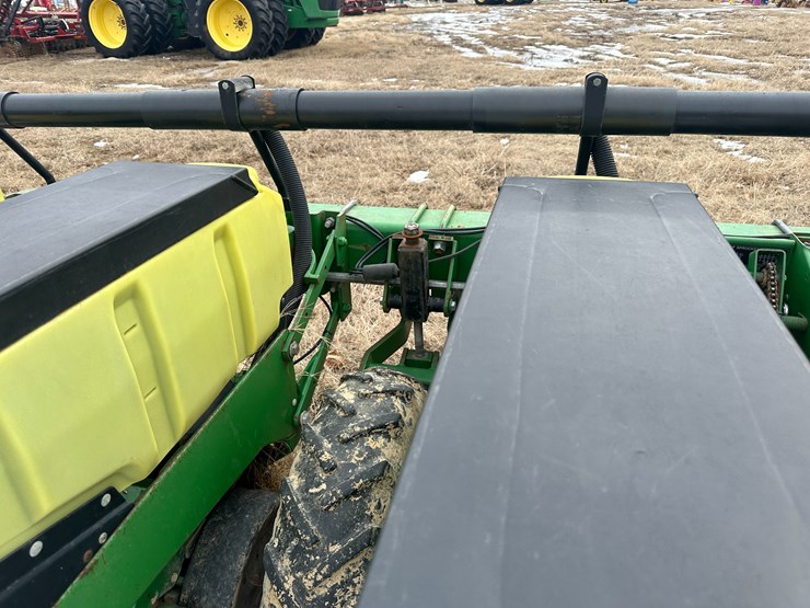 john-deere-1720-image-53