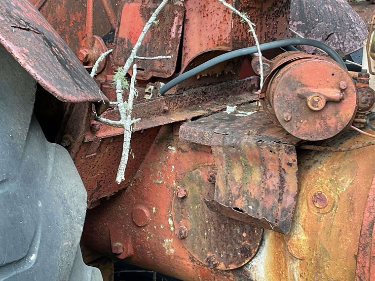 minneapolis-moline-parts-tractor-image-20