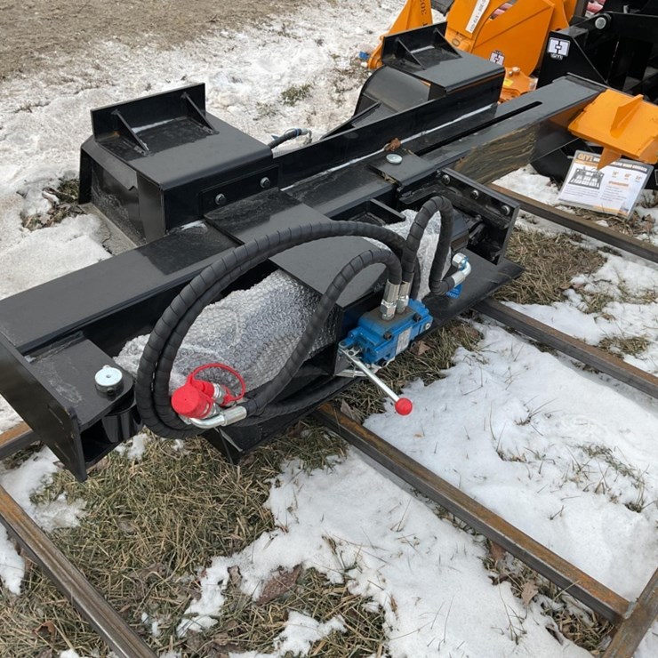 New Unused GIYI Model SLS26 Log Splitter Skid Loader Attachment With 4 Way Splitting Wetch