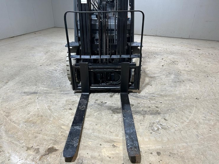 2019-toyota-8fgu25-image-9