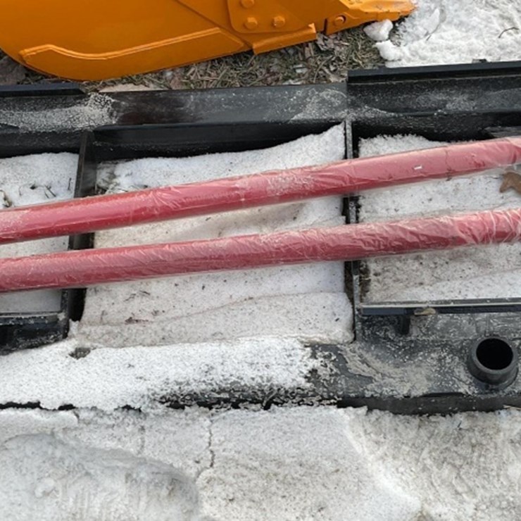 New Unused GIYI Model BF47 Bale Spear Skid Loader Attachment