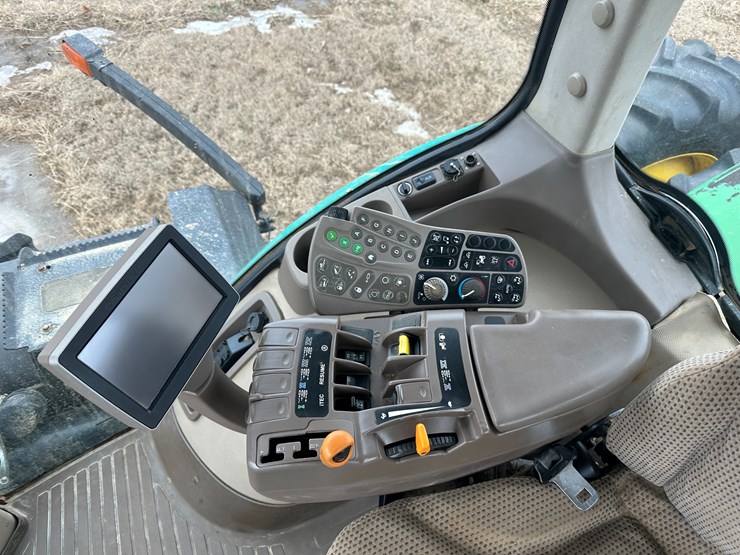 2014-john-deere-9460r-image-77