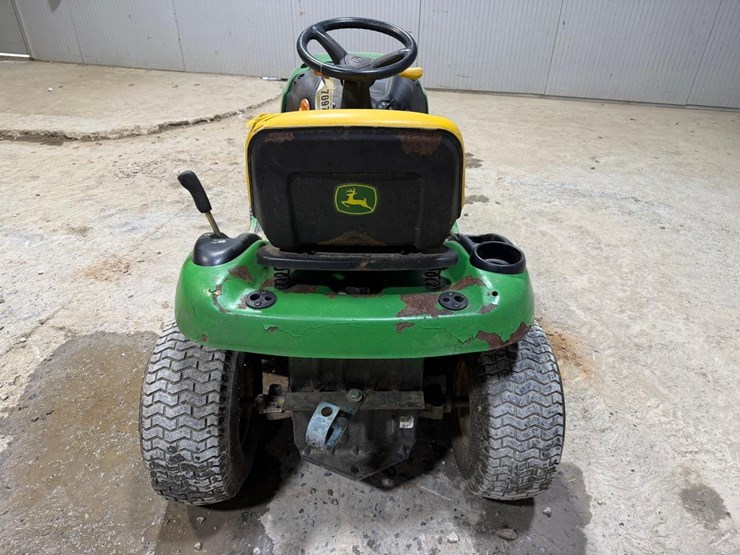 john-deere-l110-image-4