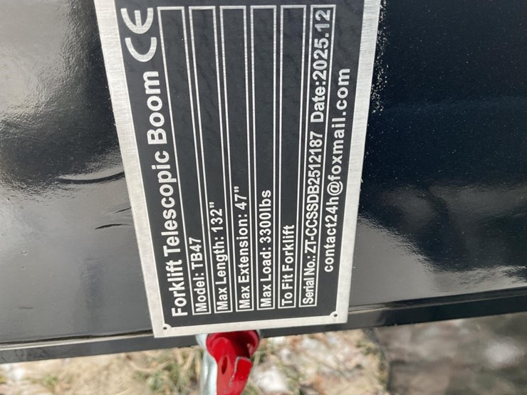 new-unused-giyi-tb47-telescopic-boom-fork-attachment-image-4