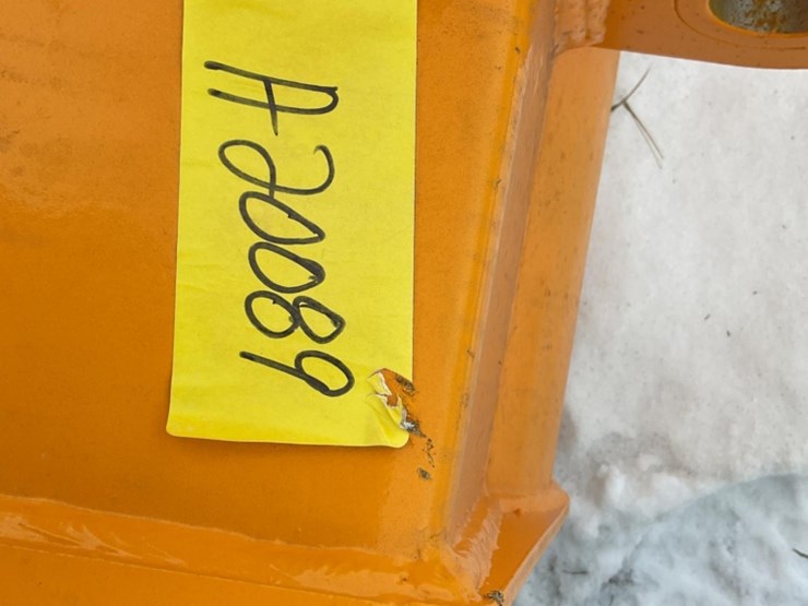 caterpillar-305-image-3