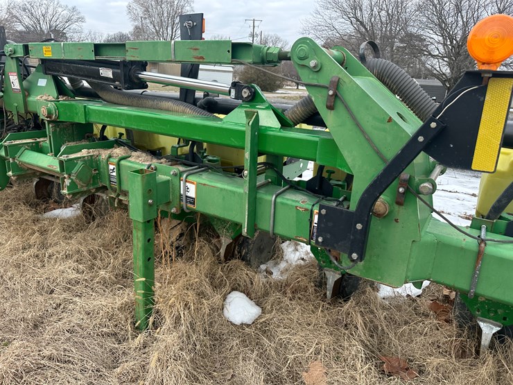 john-deere-1720-image-8