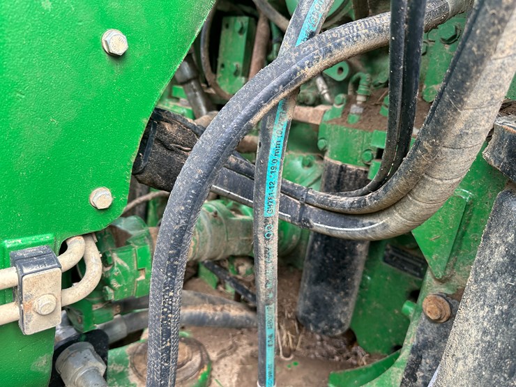 2014-john-deere-9460r-image-50