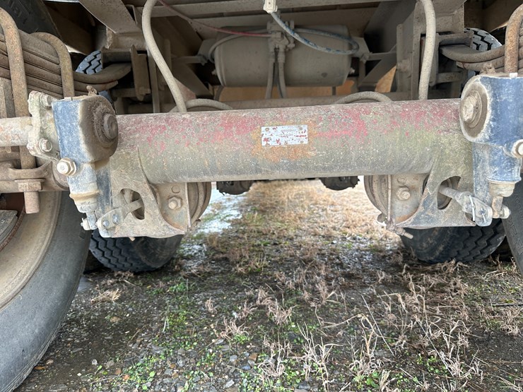 1993-jet-42-image-12