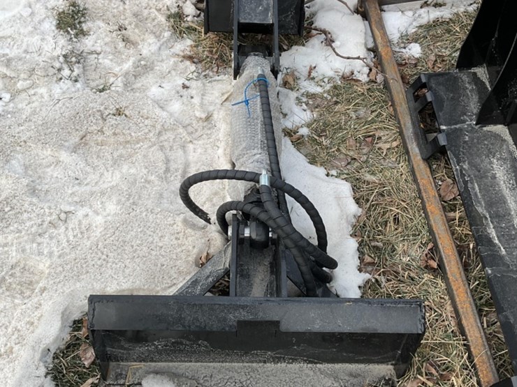 new-unused-giyi-model-zwb-excavator-digger-mini-skid-loader-attachment-image-3