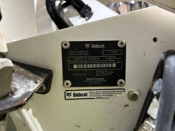 bobcat-t740-image-26