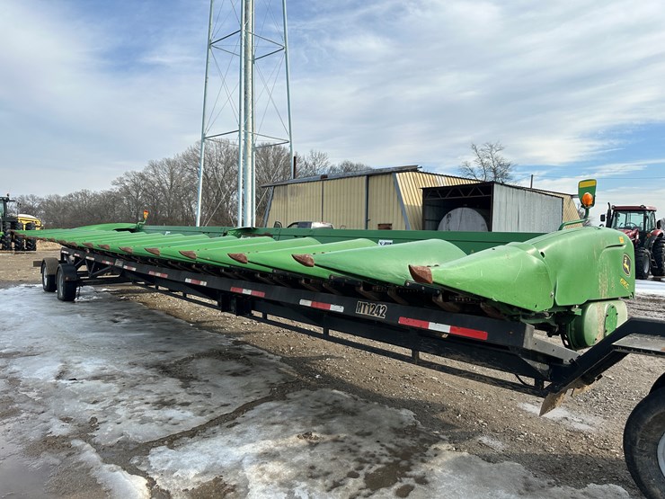 2012-john-deere-616c-image-2