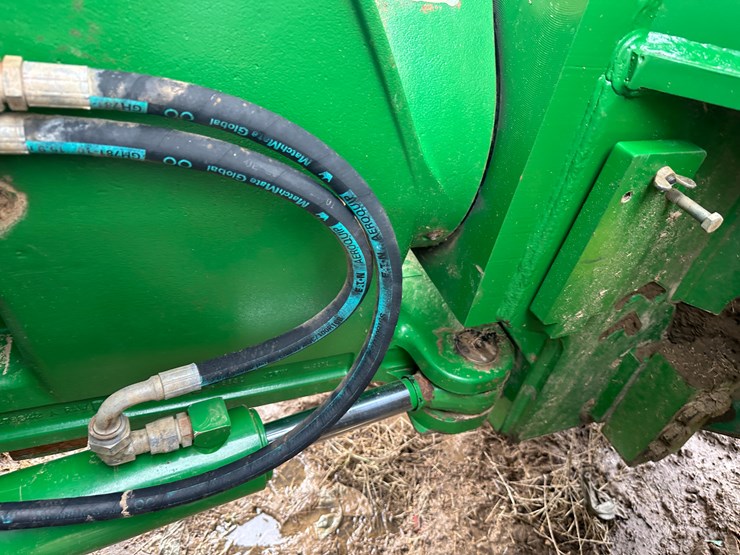 2014-john-deere-9460r-image-56