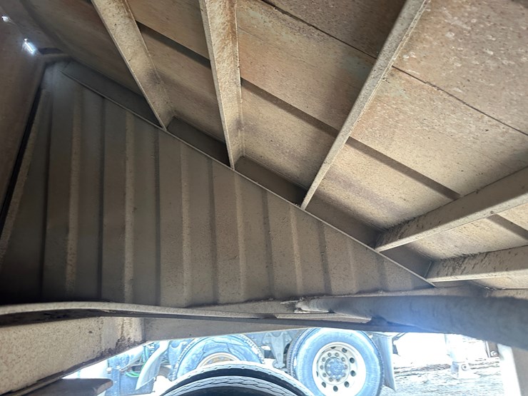 1993-jet-42-image-26