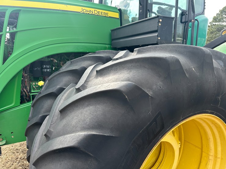 2014-john-deere-9460r-image-9