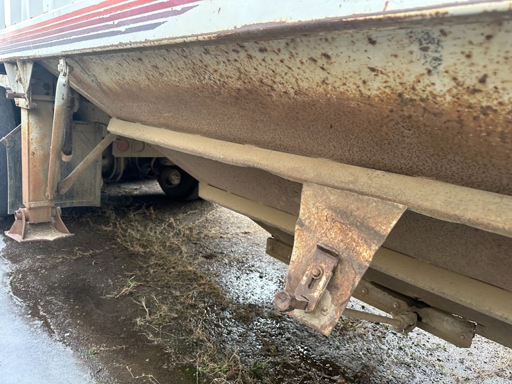 1993-jet-42-image-23