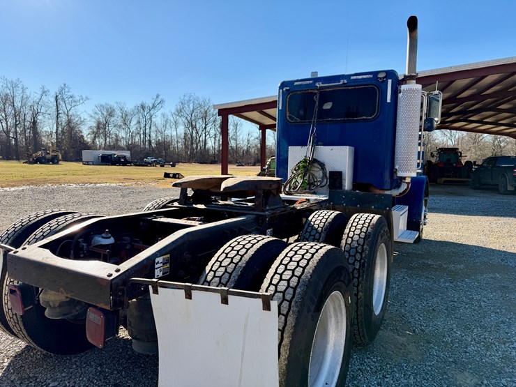 2007-peterbilt-378-image-6
